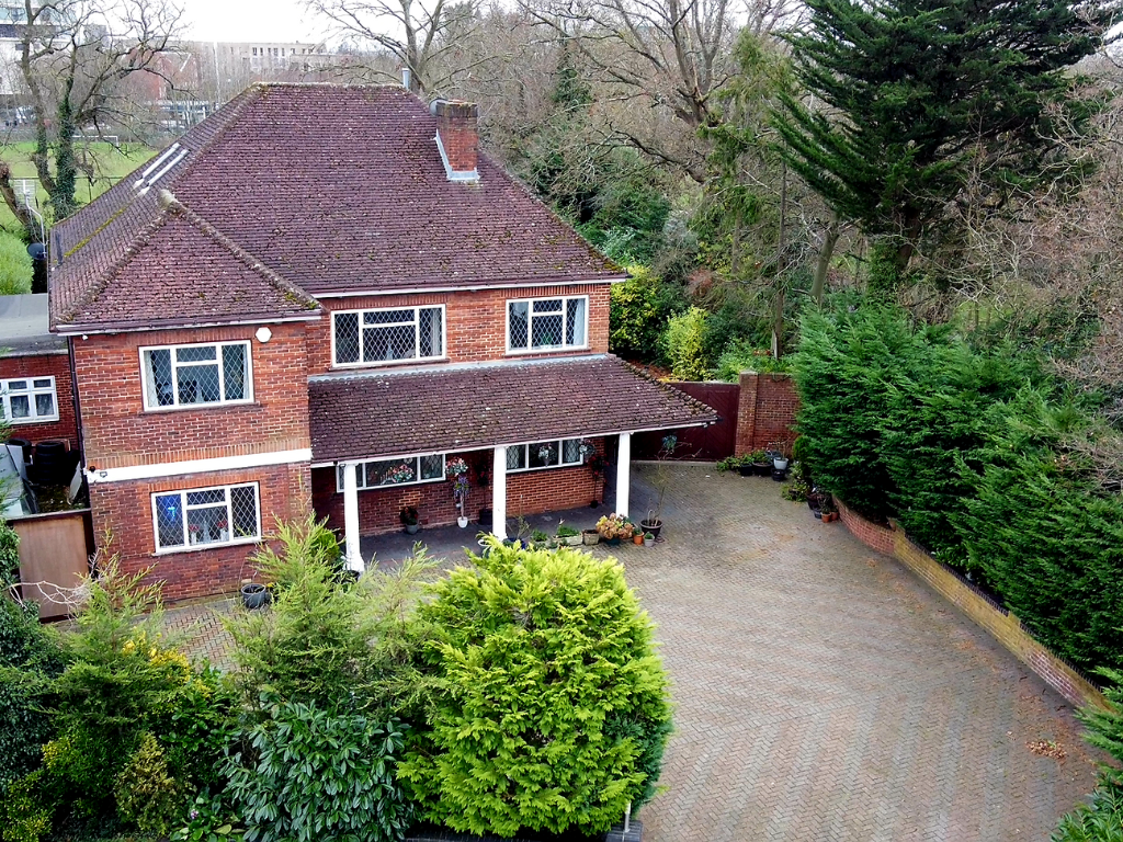 Birds Eye Driveway